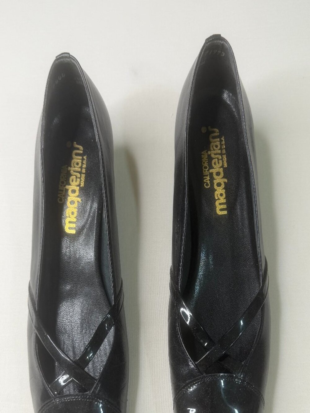 Magdesians Black Leather Low Heel Pumps Size 7.5 M Comfort Shoes Made in USA